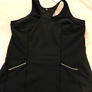 Nike dri-fit racerback:back pocket